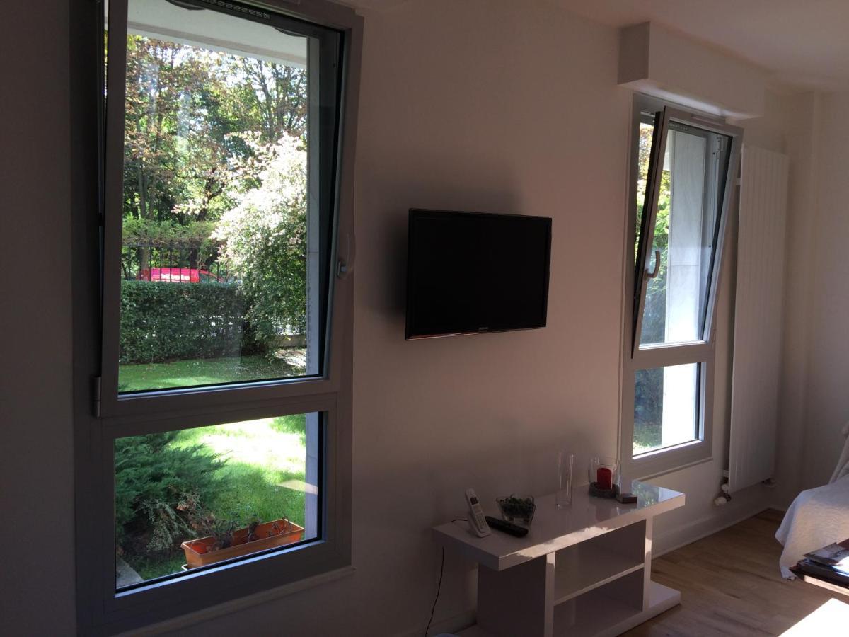 Tres Beau Studio Neuilly-sur-Seine Buitenkant foto